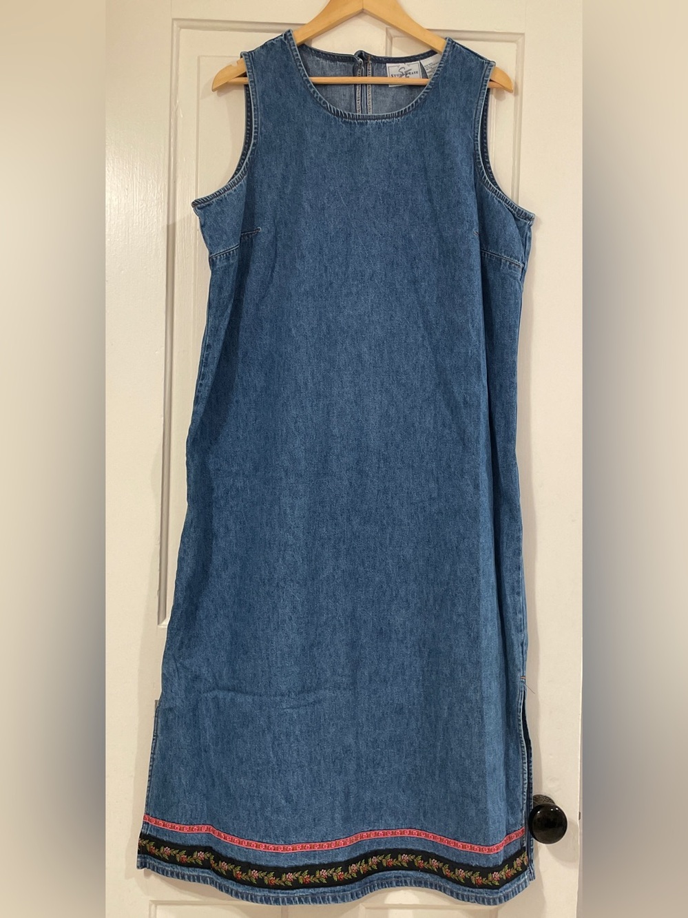 Studio Ease Blue Denim Women Jeans Dress with Embroidered Ribbon Hem 16W